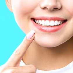 Whiter smile in Phoenix (Which Cosmetic Dental Service is Right for Me?